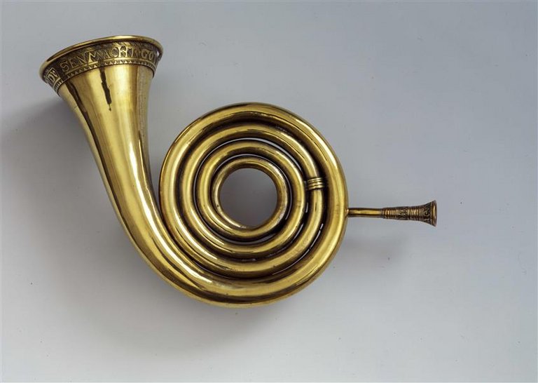 Trompete mit spiralenförmigem Körper